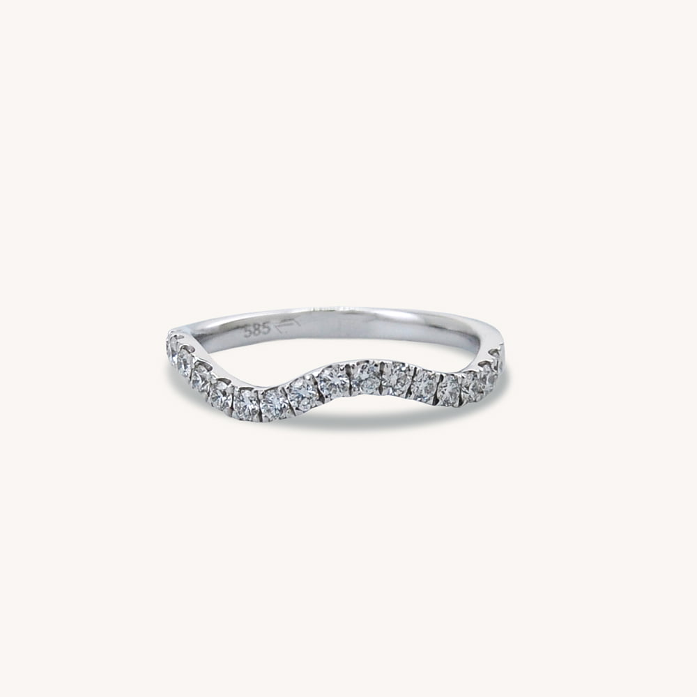 River Swirl Diamond Band