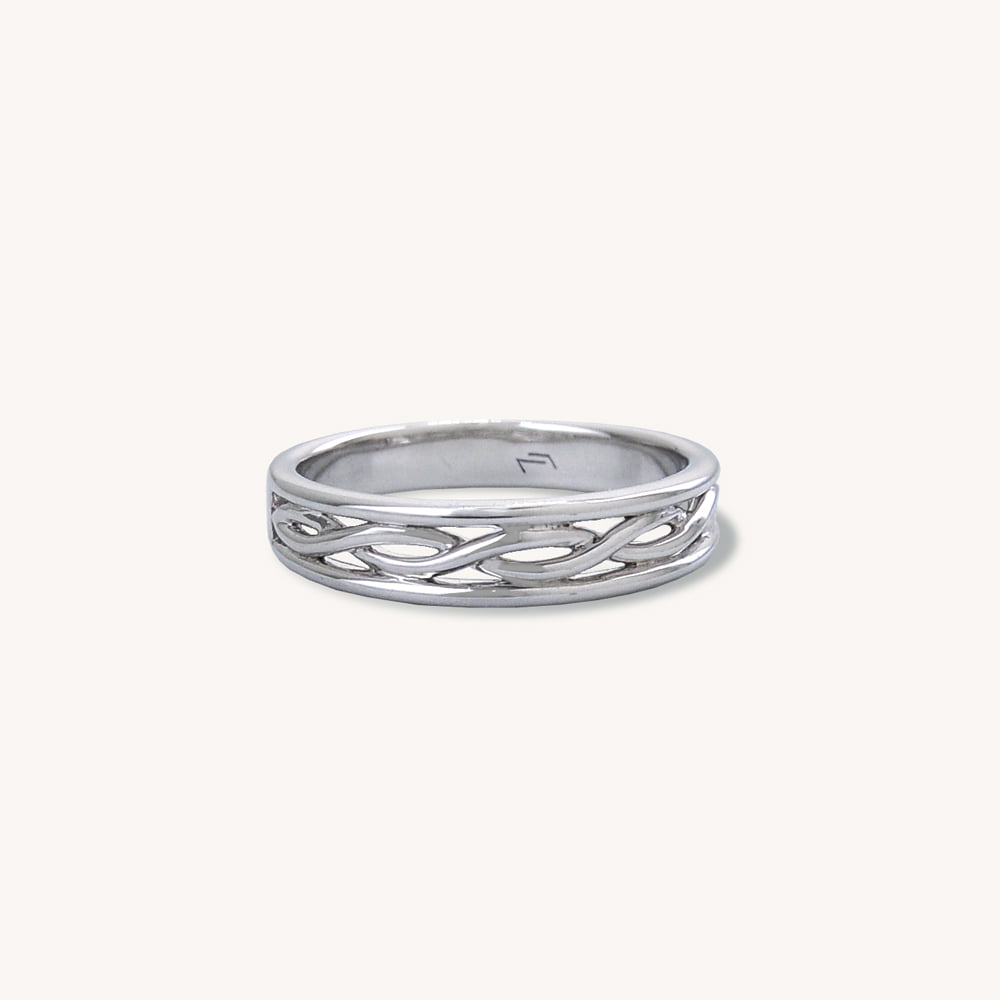 Pachira Infinity Ring